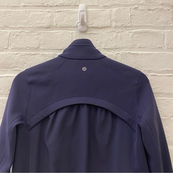 Lululemon || Cardio Squad Jacket in Midnight Navy 4 - Picture 5 of 8
